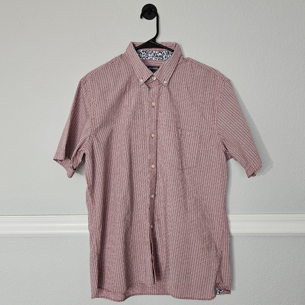 Van Heusen Short Sleeve Plaid Casual Button Up Shirt Front Pocket L 16-16.5 Red